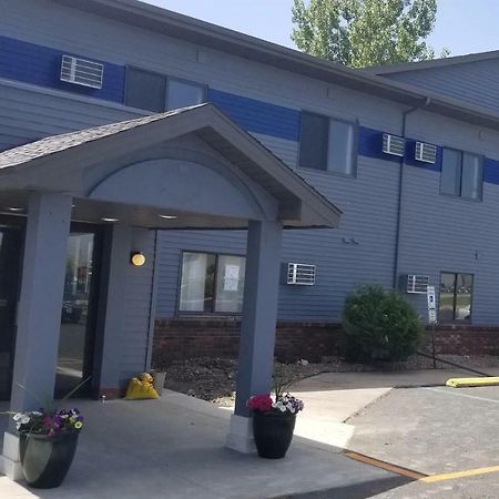 Travelodge By Wyndham Wahpeton Exterior foto