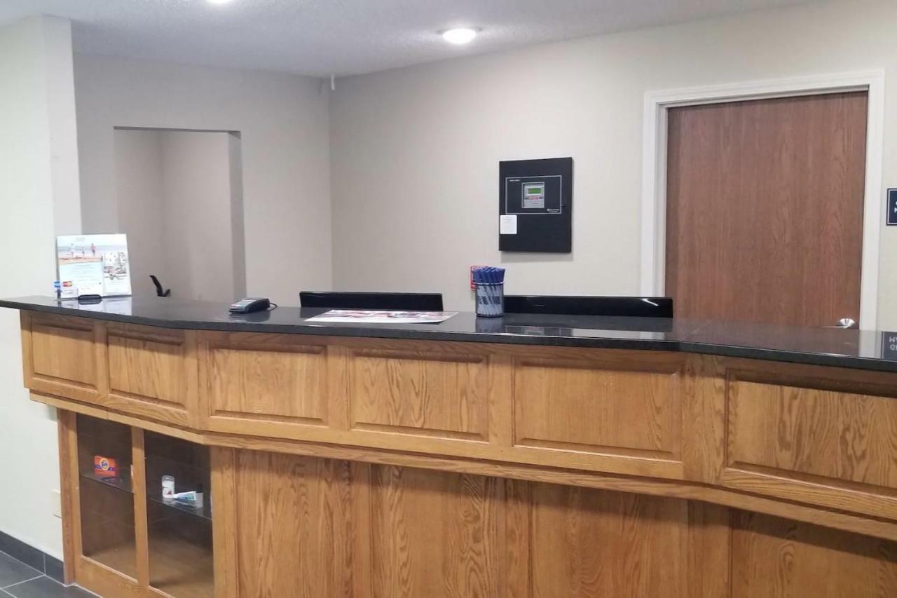 Travelodge By Wyndham Wahpeton Exterior foto